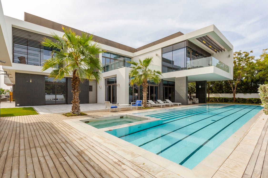 Como Escolher a Cobertura Ideal para Sua Piscina?